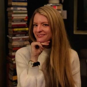 Meet your Posher, Casey